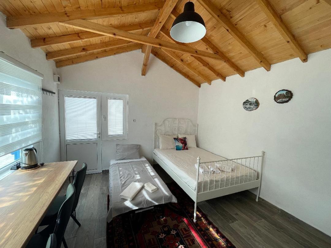 Cozy Home In Ardino Exterior photo